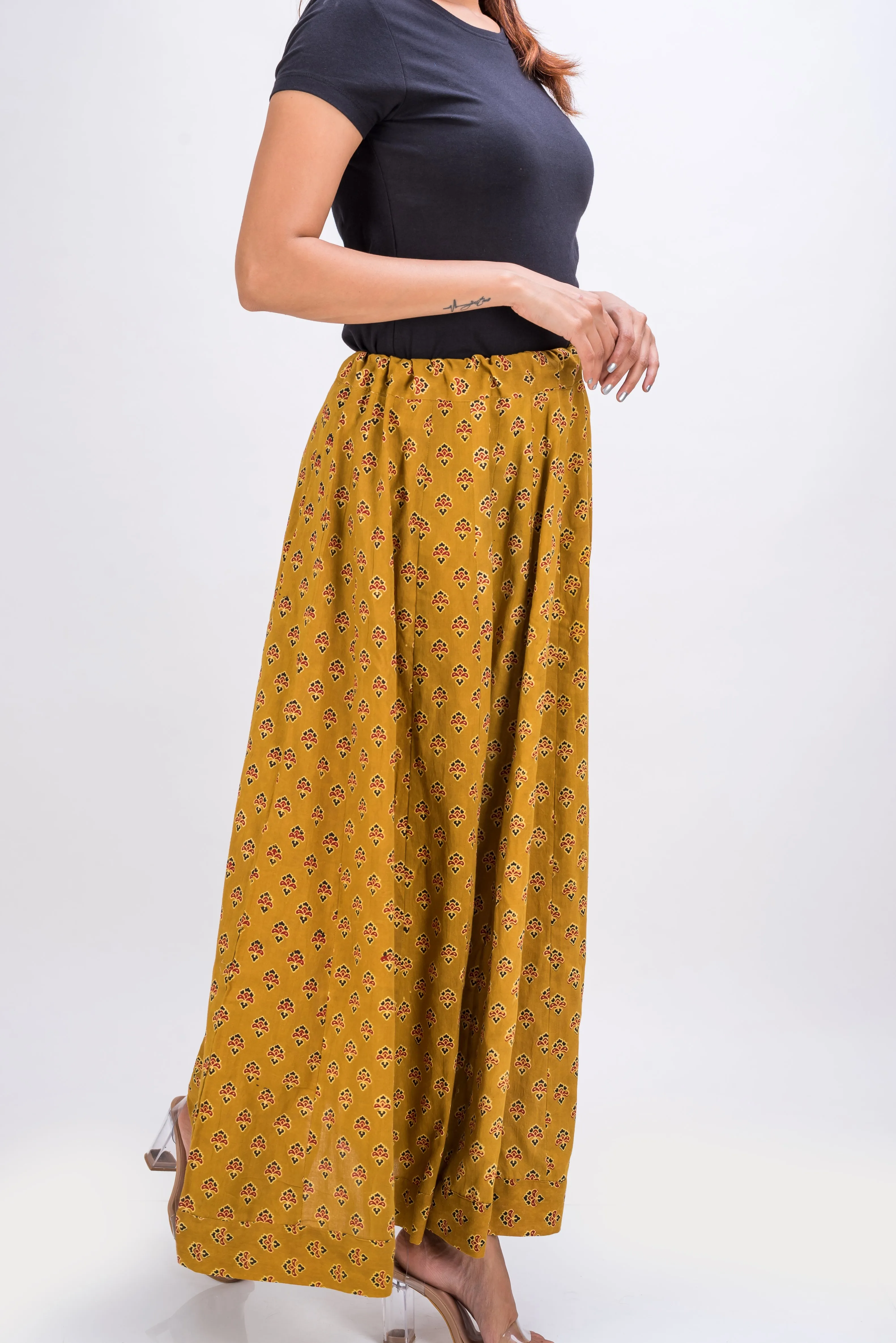 515-106 "Kali" Skirt