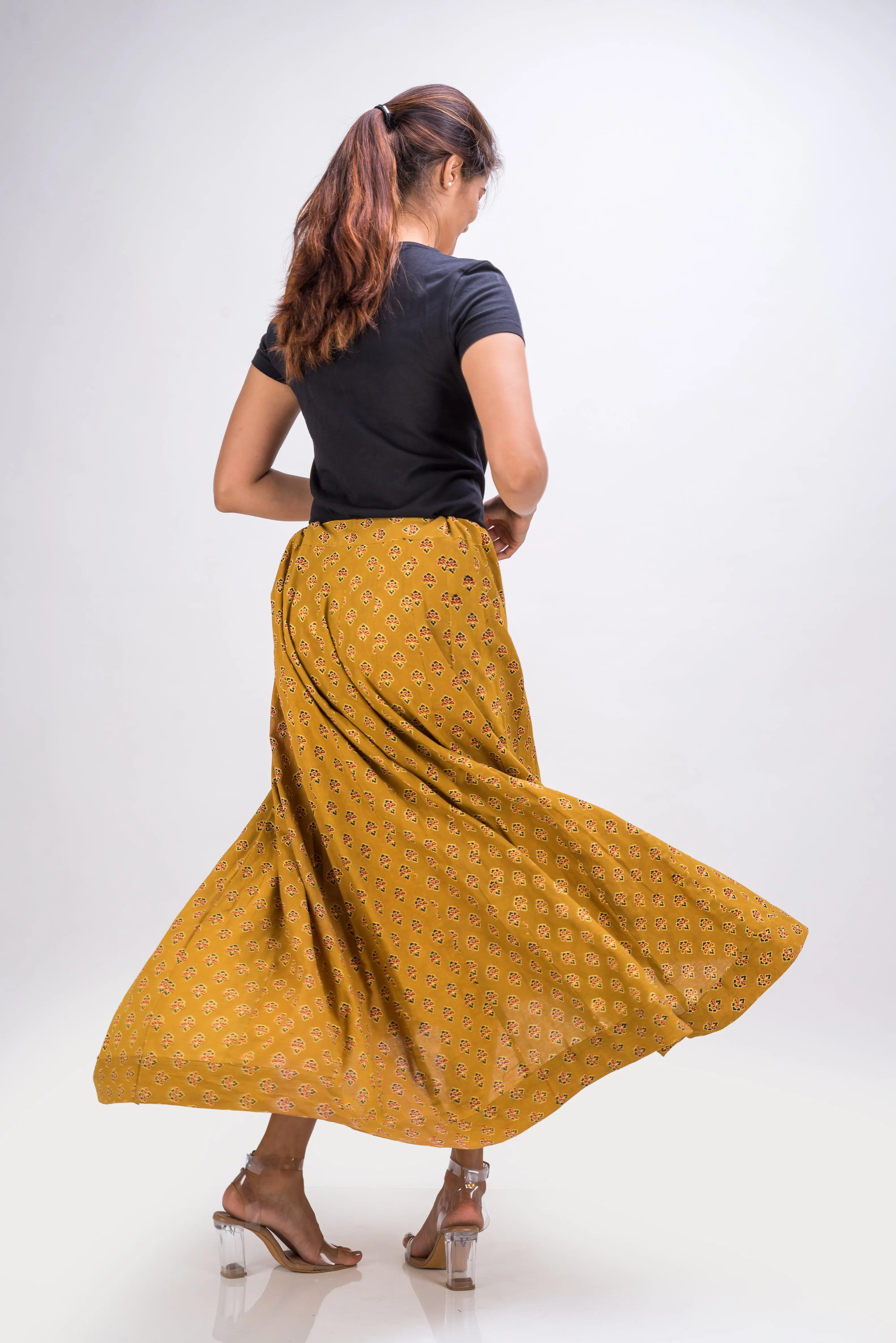 515-106 "Kali" Skirt