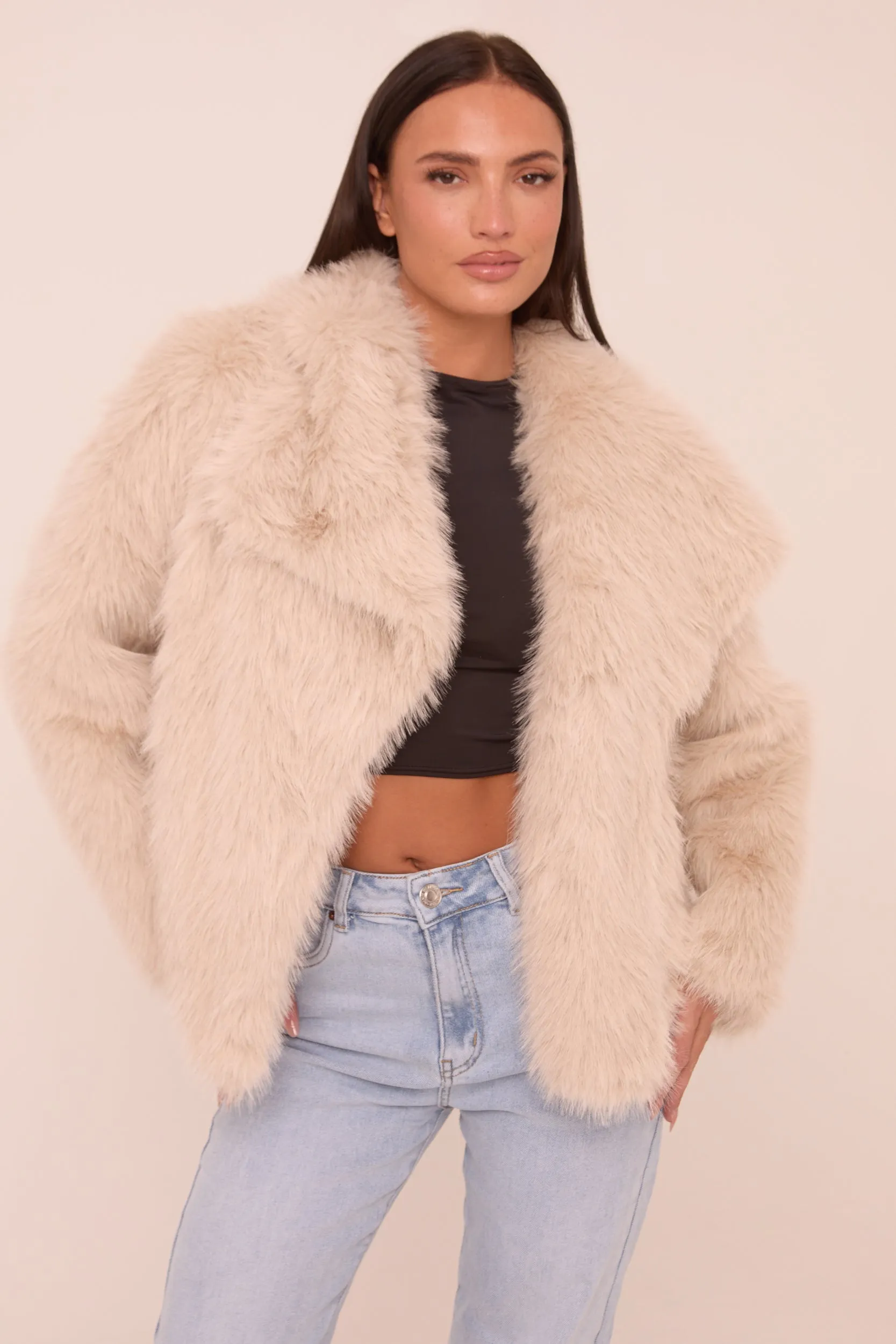 Beige Faux Fur Long Sleeves Cropped Coat - Halo