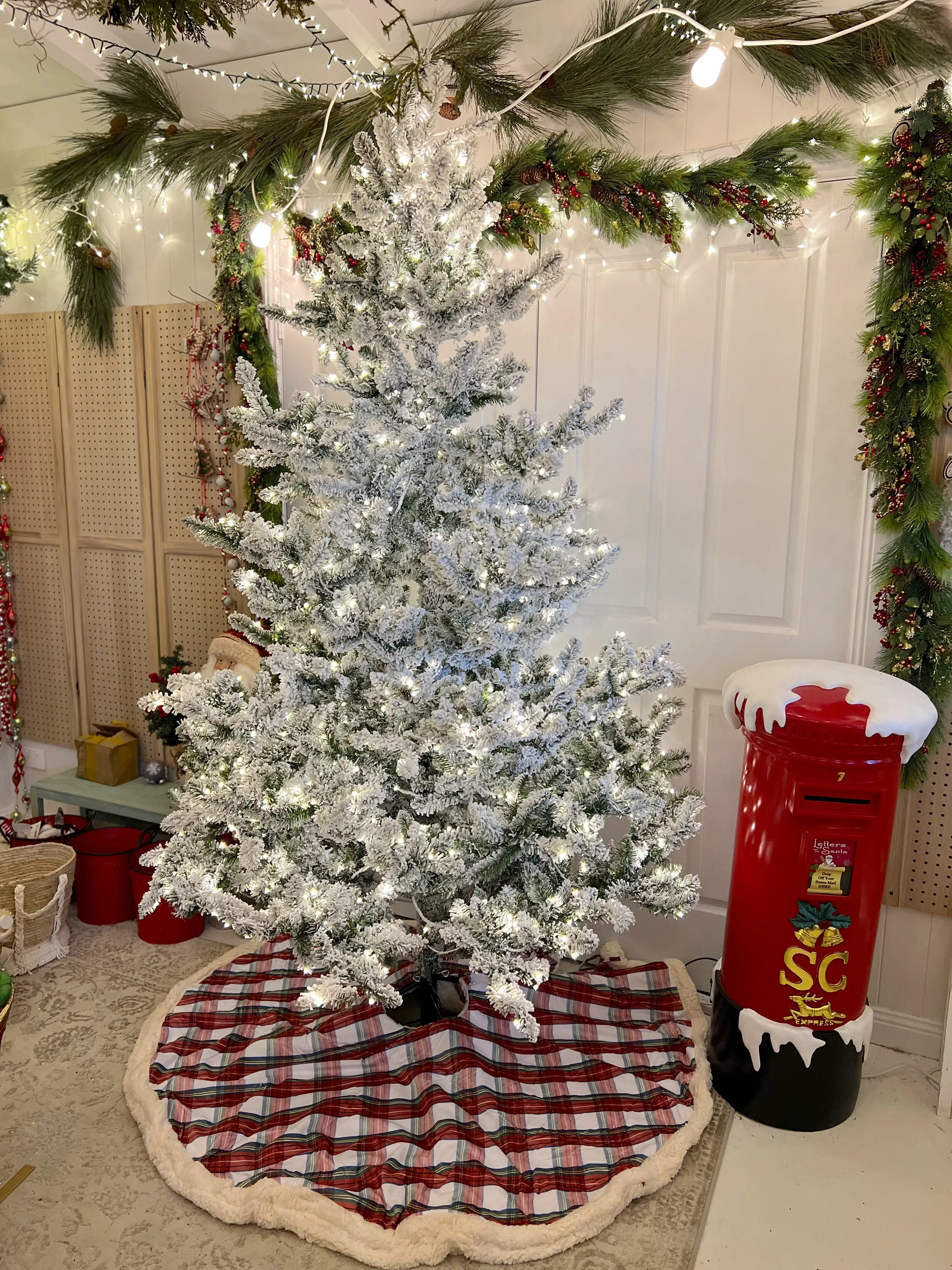 White Tartan - Tree Skirt