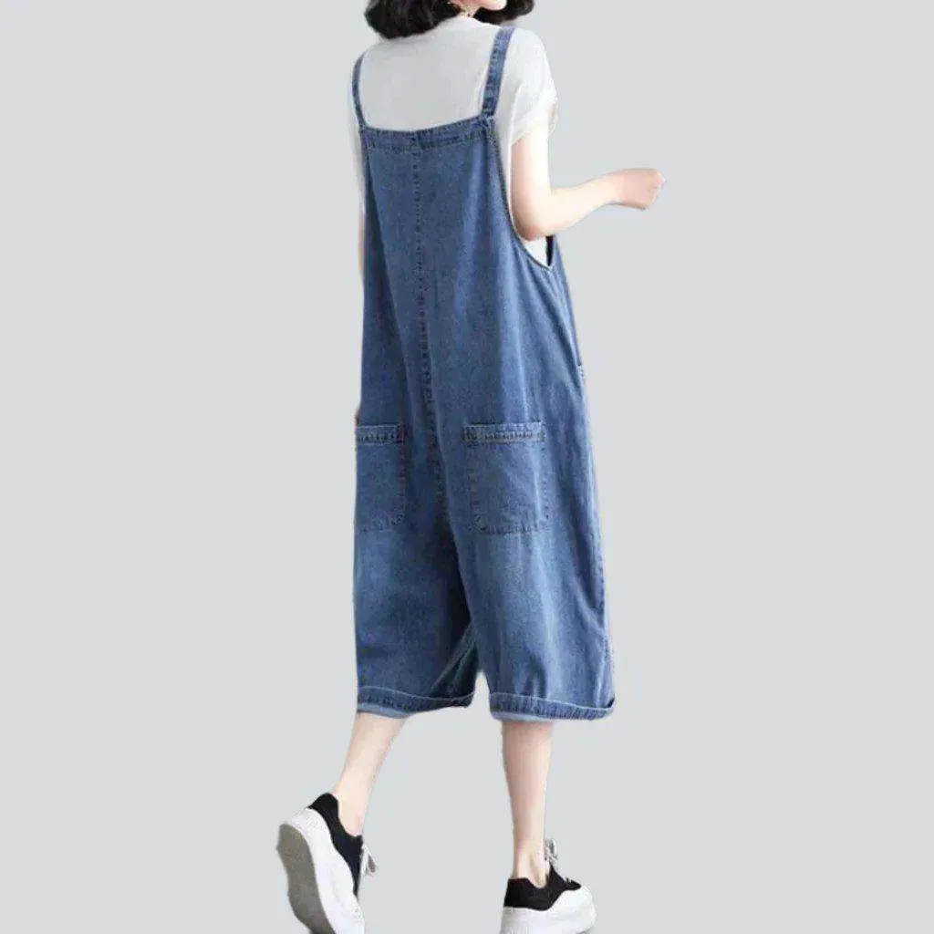 Women's baggy knee-length jeans overall