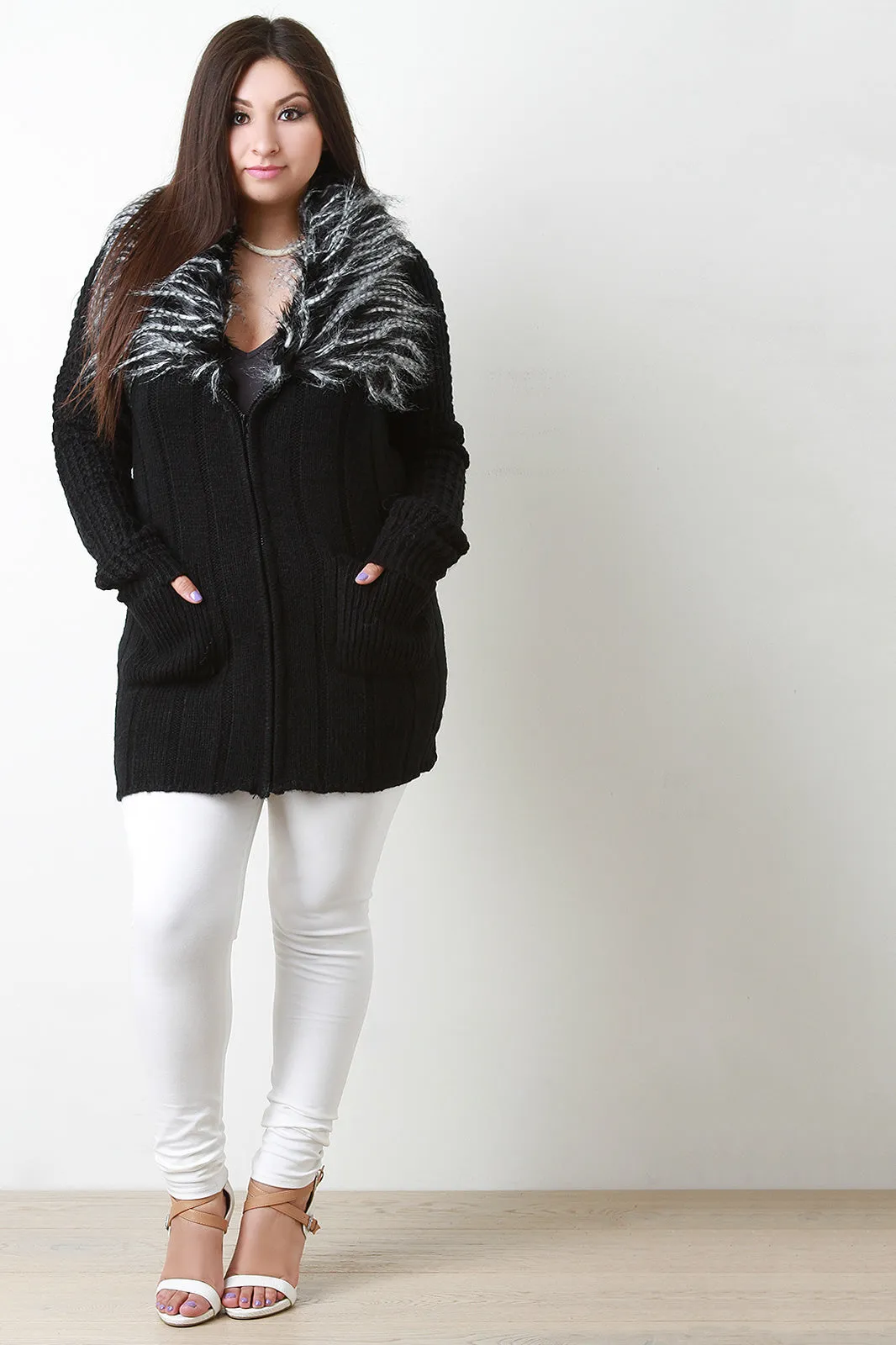 Zip-Up Faux Fur Collar Chunky Cardigan